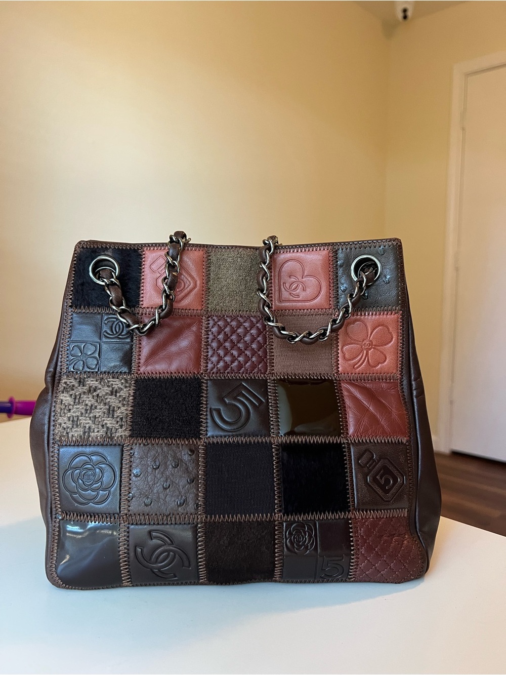 CHANEL Brown & Black Patchwork Leather Shoulder Bag - Picture 2 of 14